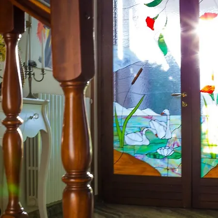 Ivana Villa Desenzano del Garda